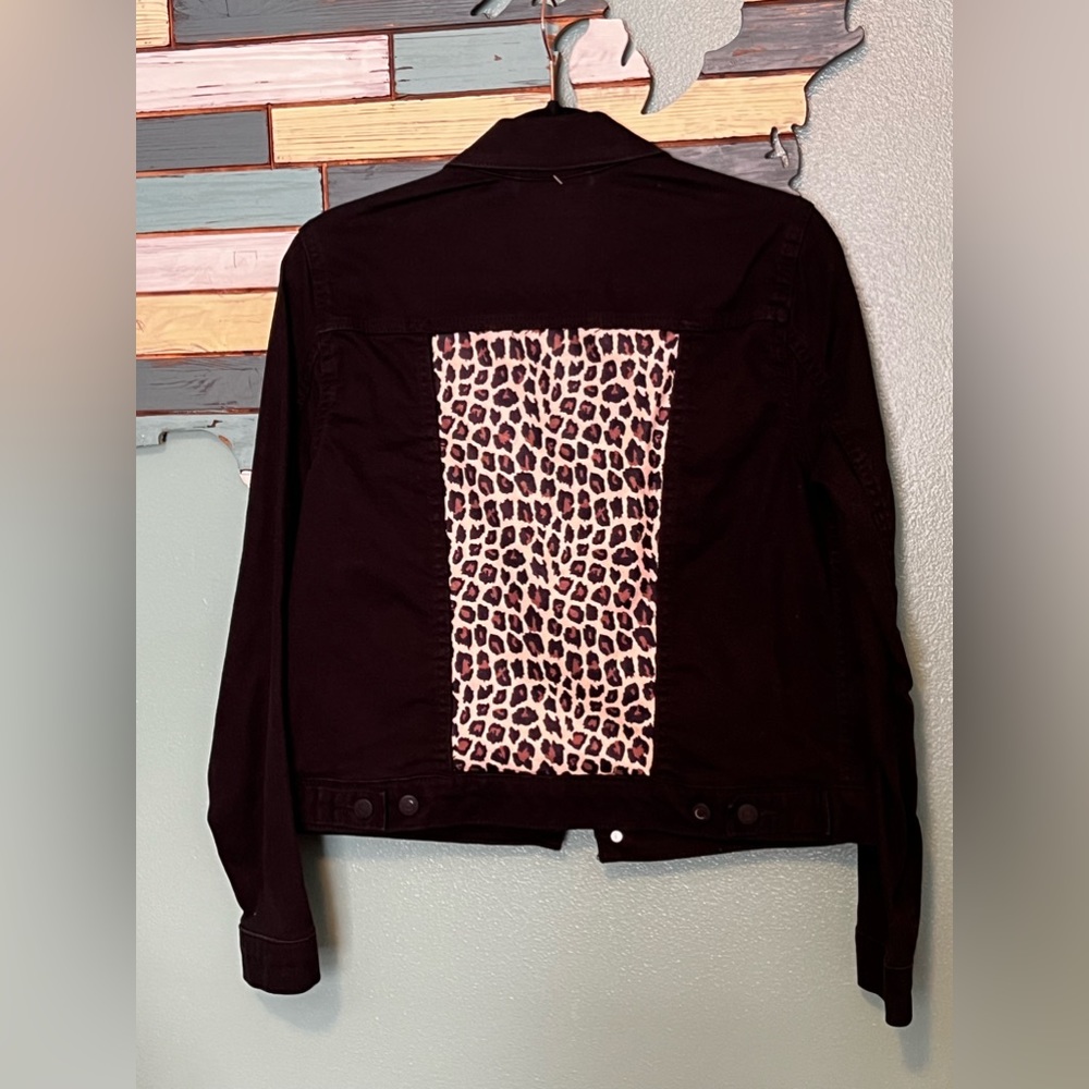 Jean Jacket Upcycled - Picture 4 of 5